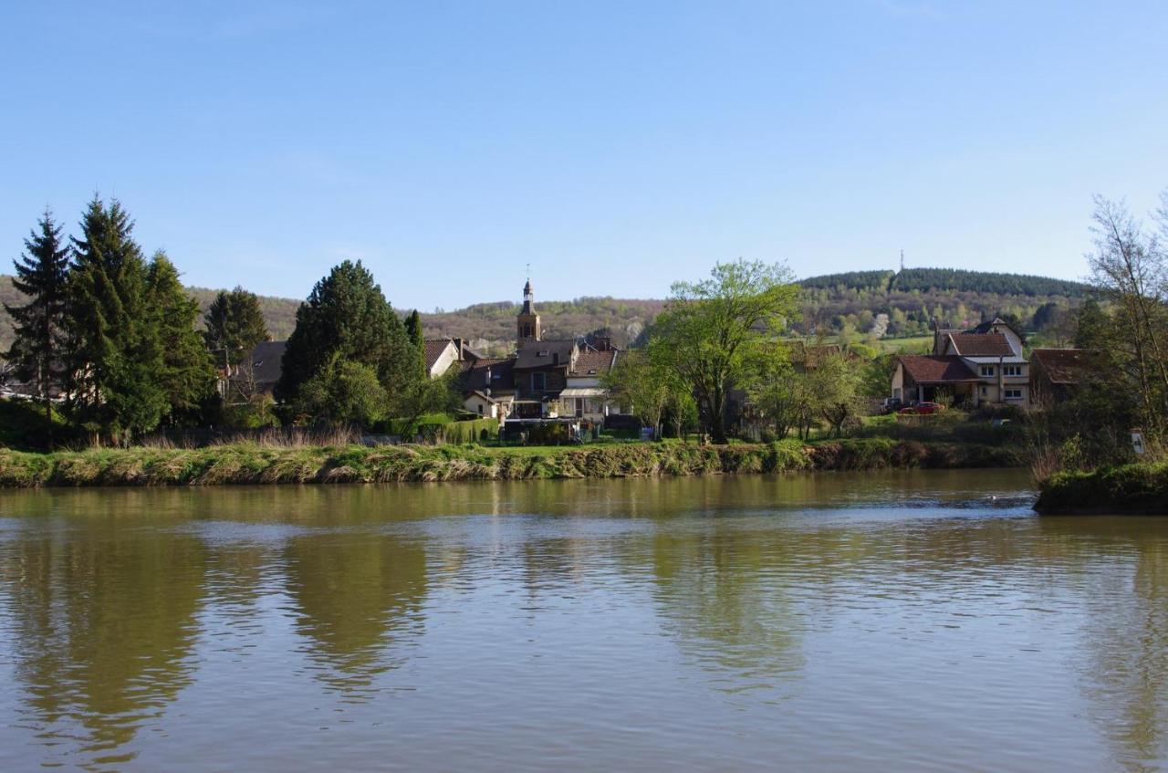 Le Doux Rivage, Proche De Charleville, Jardin Et Acces A La Voie Verte Joigny-sur-Meuse Luaran gambar