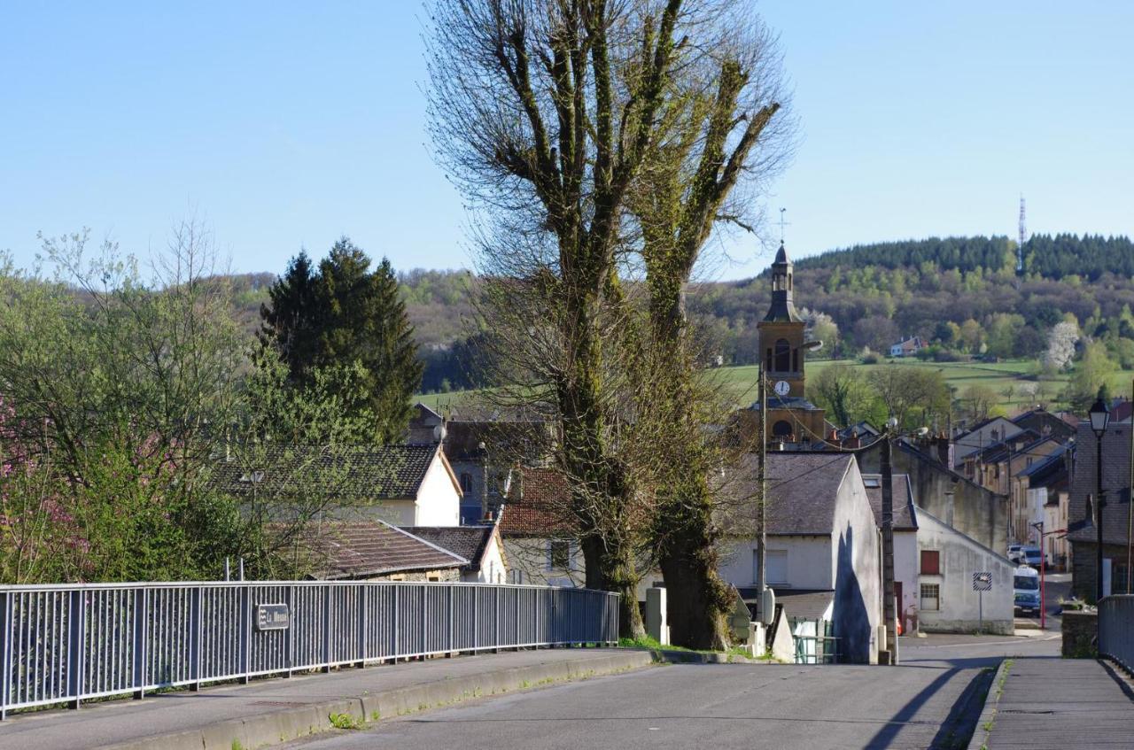 Le Doux Rivage, Proche De Charleville, Jardin Et Acces A La Voie Verte Joigny-sur-Meuse Luaran gambar