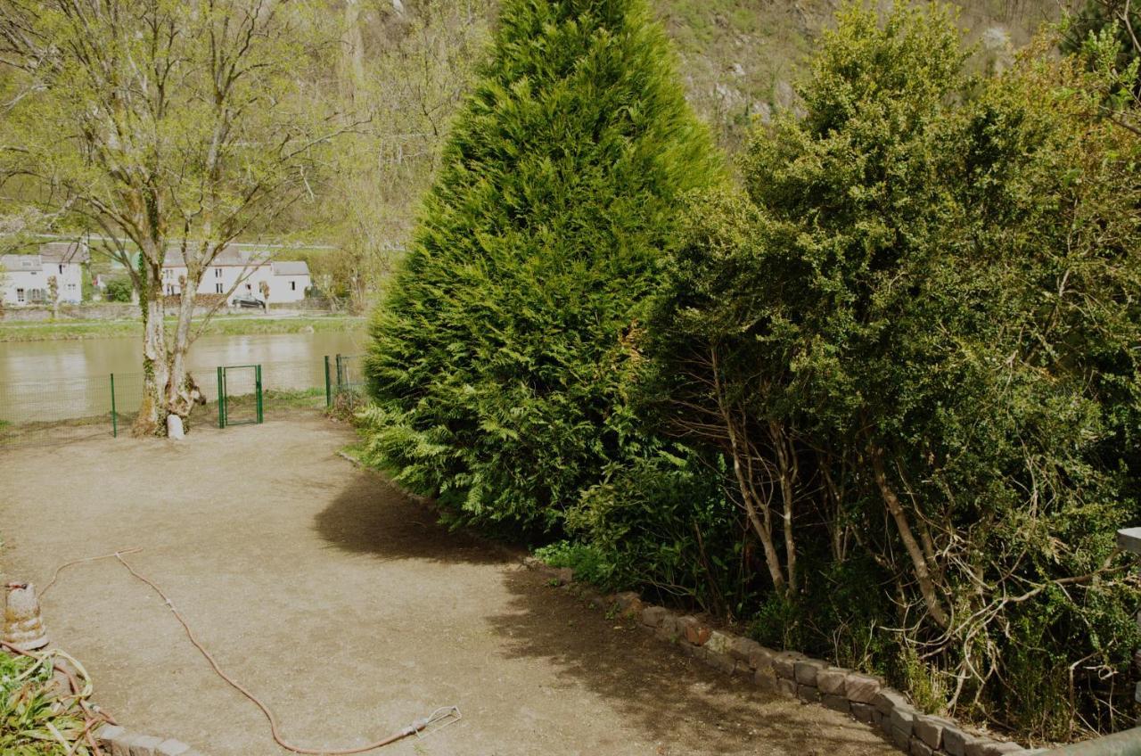 Le Doux Rivage, Proche De Charleville, Jardin Et Acces A La Voie Verte Joigny-sur-Meuse Luaran gambar